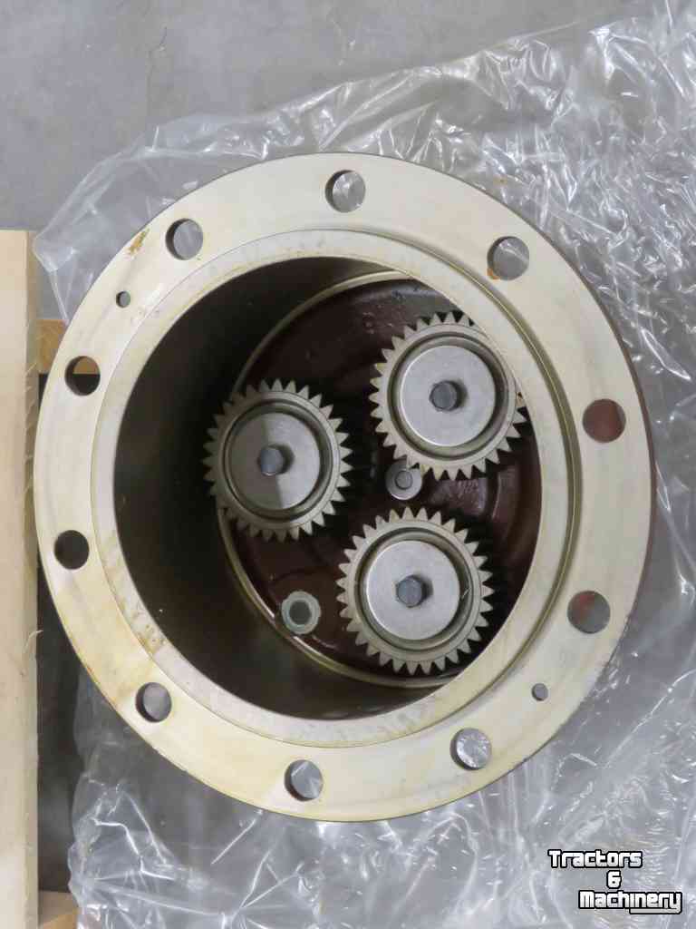 Tractor Case-IH Eindaandrijving CASE-IH CVX  NewH TVT Parts nr:1-33-741-702