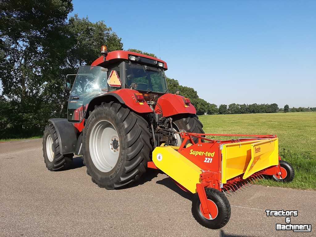 Tedder Teagle Super- Ted 221 zwaddroger