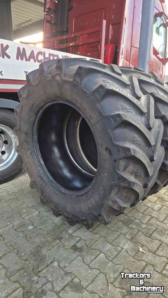 Wheels, Tyres, Rims & Dual spacers Alliance 540/65R30 eenling/enkele band