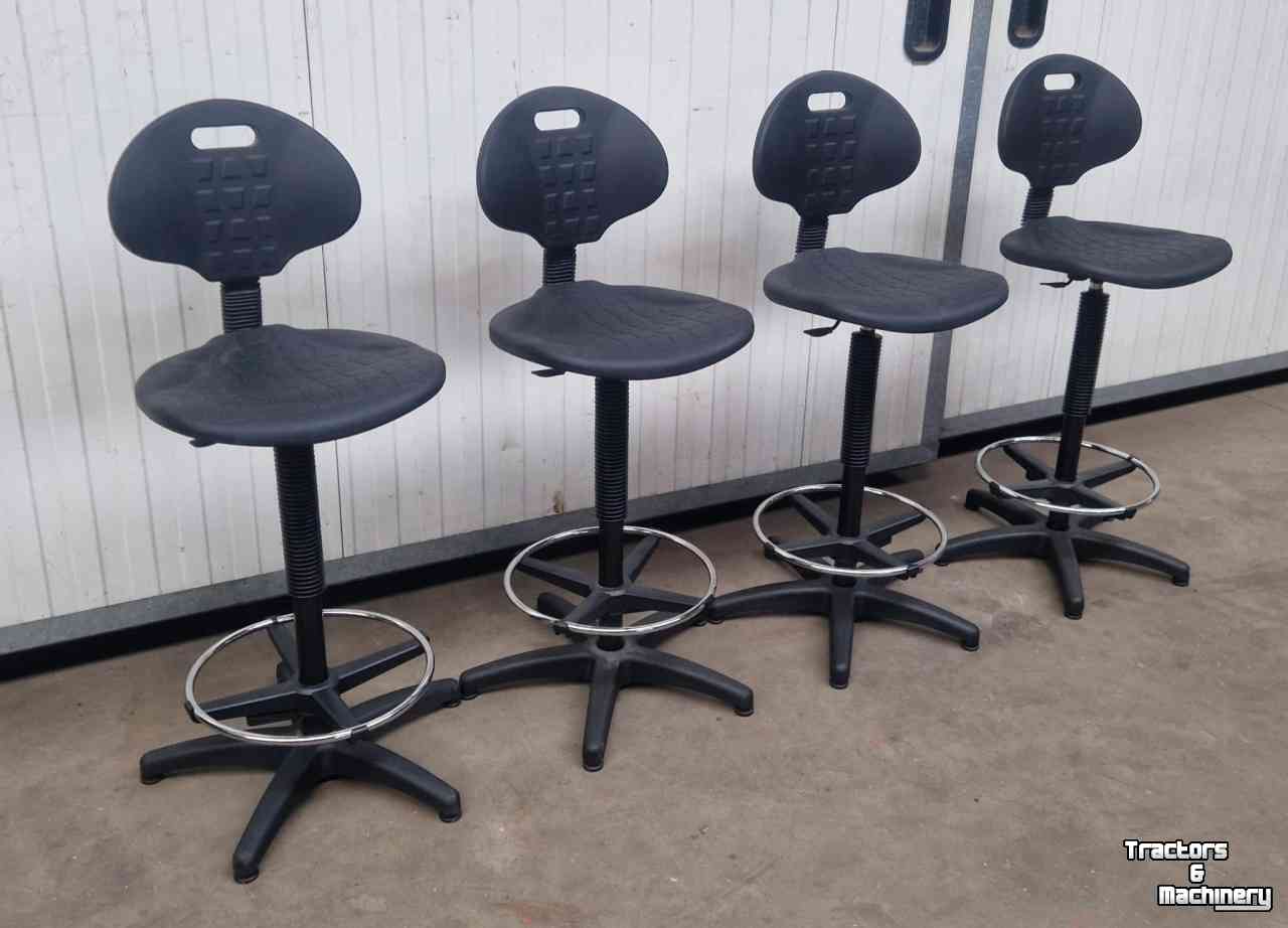 Other conveying equipment and accessories  Werkstoel PU zitting en rugleuning (max. hoogte 90 cm)
