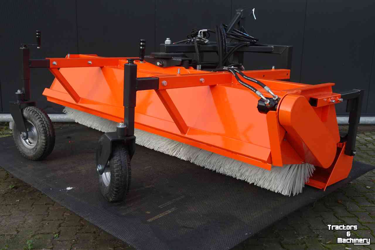 Sweeper Hofstede Veegmachine Trekker / tractor model Borstels 70cm veeg veger borstel machine