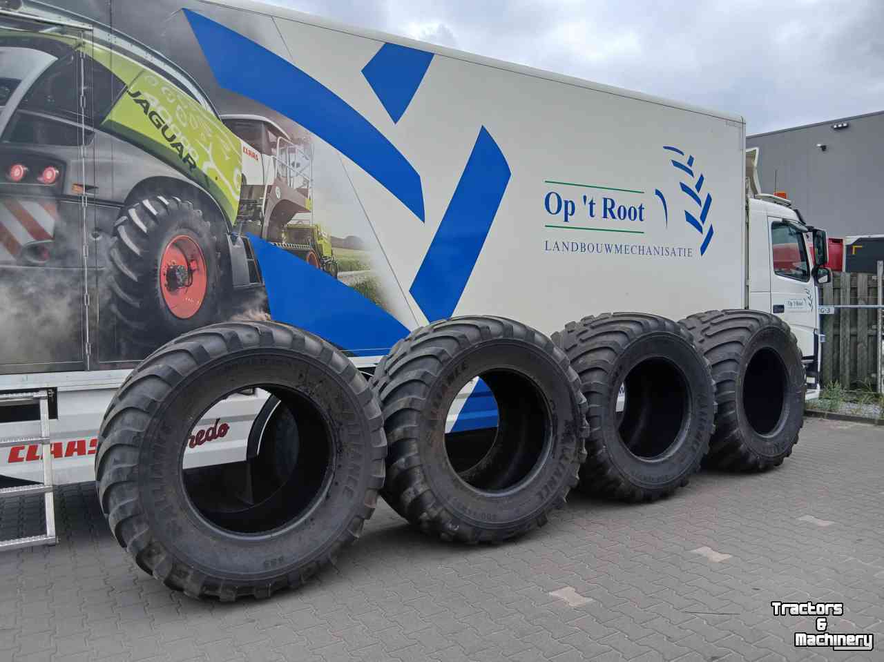 Wheels, Tyres, Rims & Dual spacers Alliance 800/45R30.5