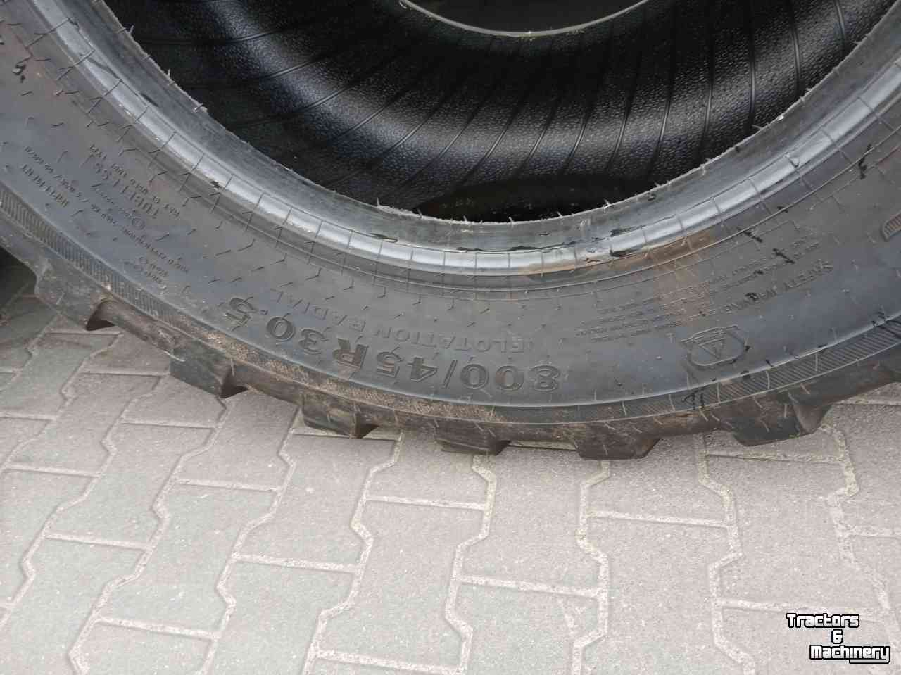 Wheels, Tyres, Rims & Dual spacers Alliance 800/45R30.5
