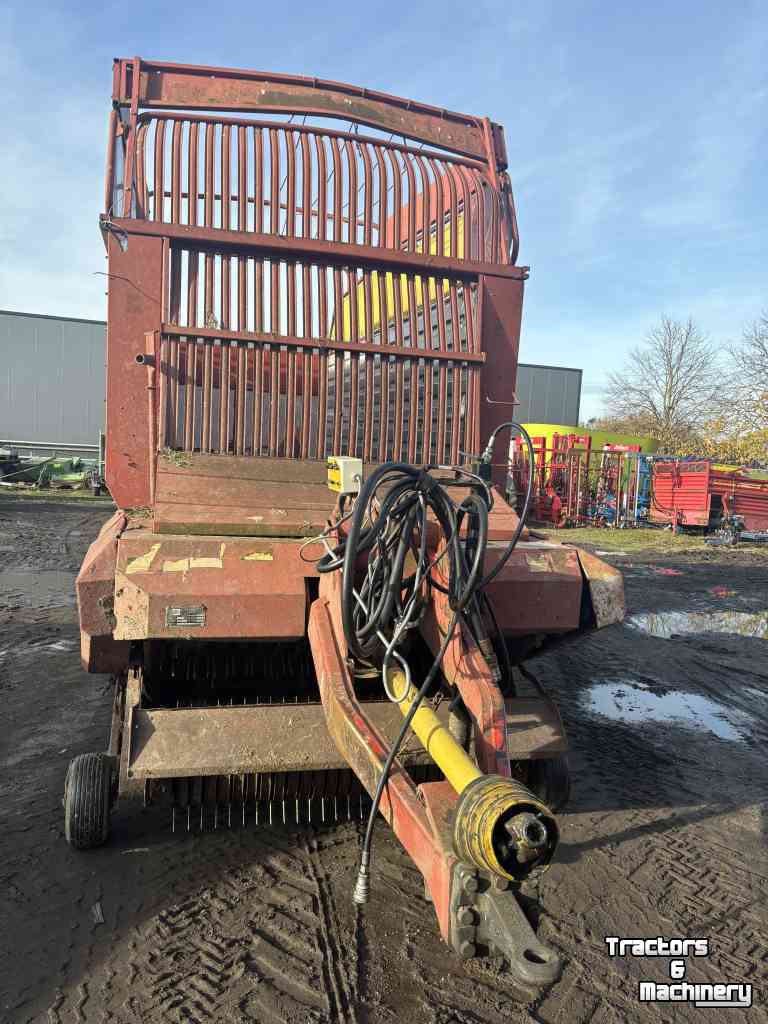 Self-loading wagon Strautmann Vitesse 260