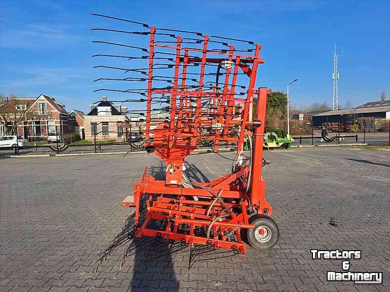 Weeder He-Va Wiedeg met opbouw-zaaibak
