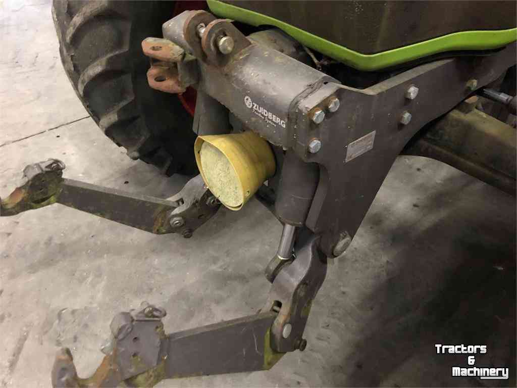 Tractor Claas Ares 700 Series