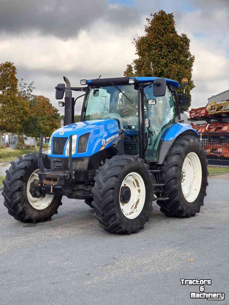 Tractor New Holland T6020 Plus