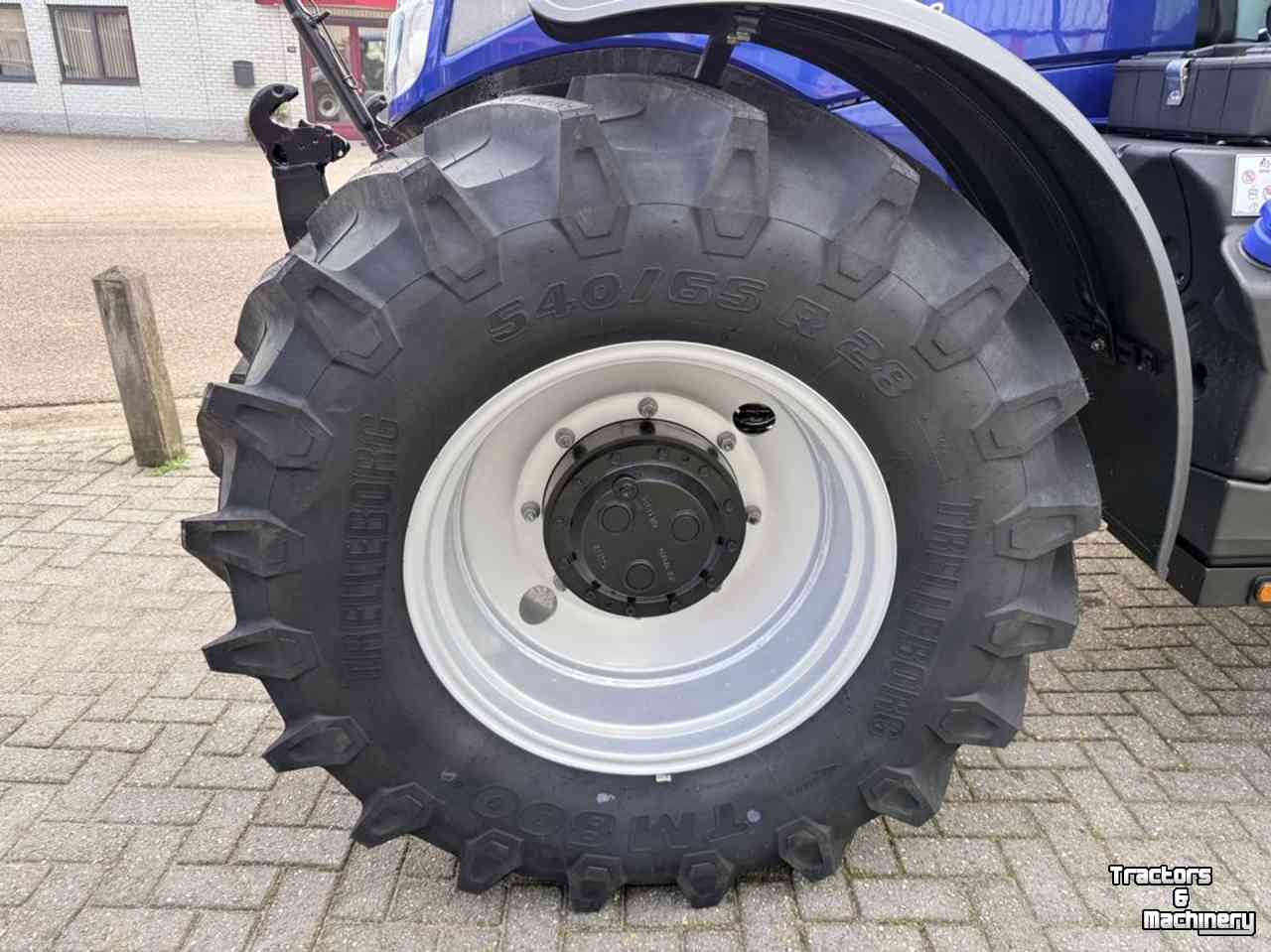 Tractor New Holland T6.180 AC Stage V Blue Power GPS