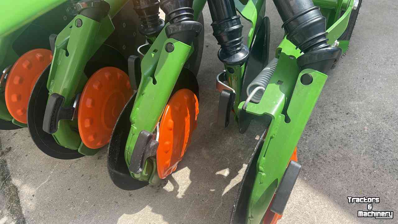 Seed drill Amazone D9 - 3000 Special