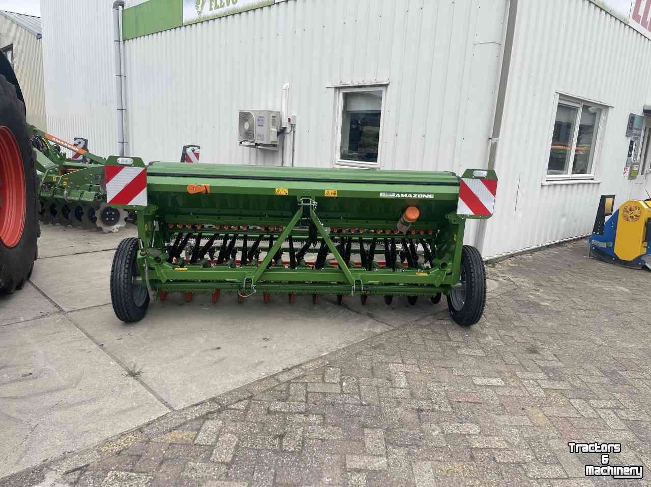 Seed drill Amazone D9 - 3000 Special