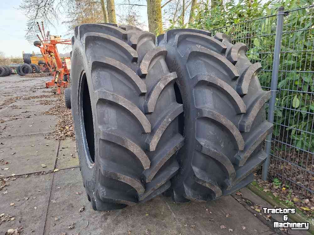 Wheels, Tyres, Rims & Dual spacers Vredestein 710/70R38 Traxion XXL