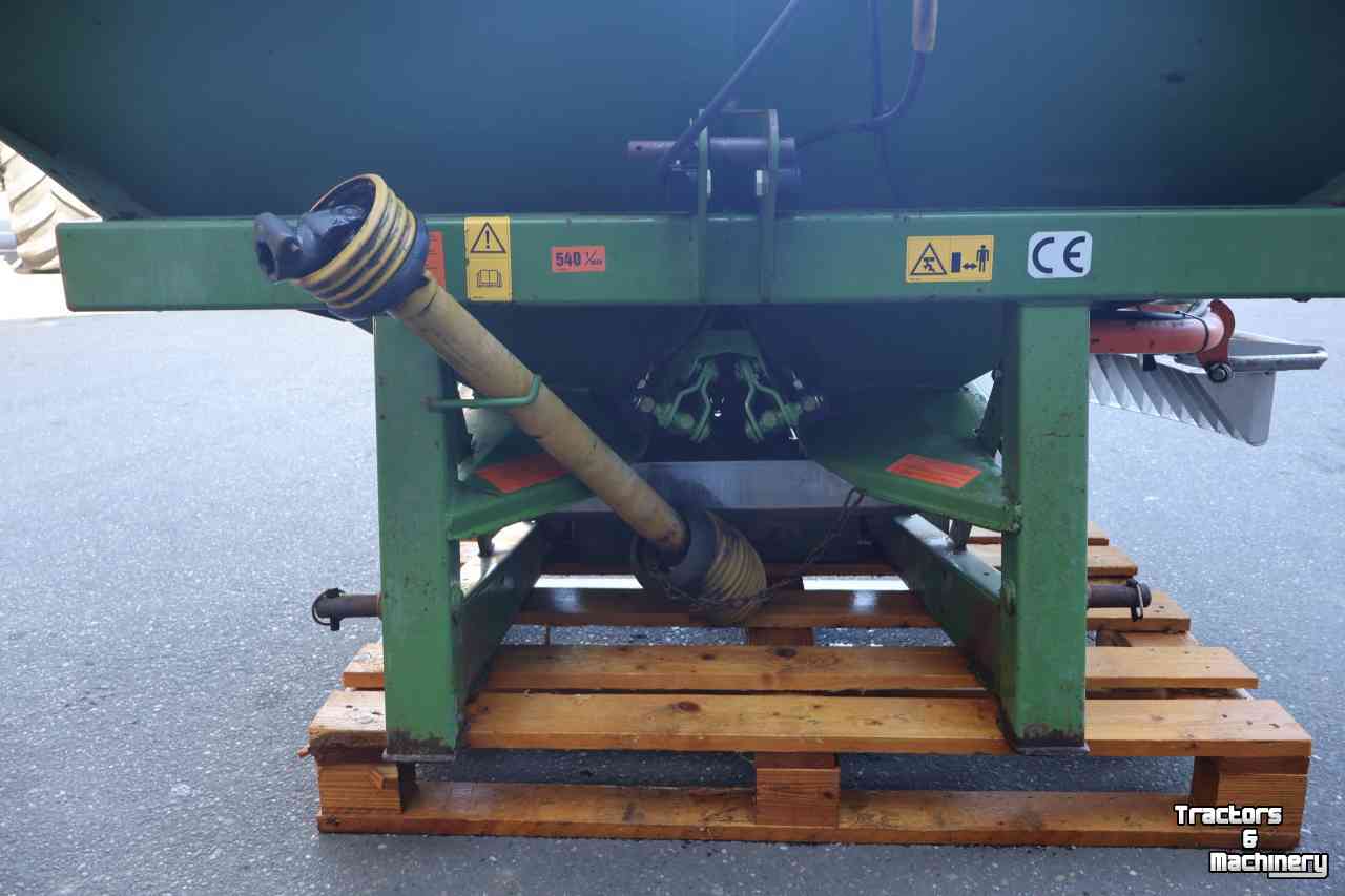 Fertilizer spreader Amazone ZA-X Perfect