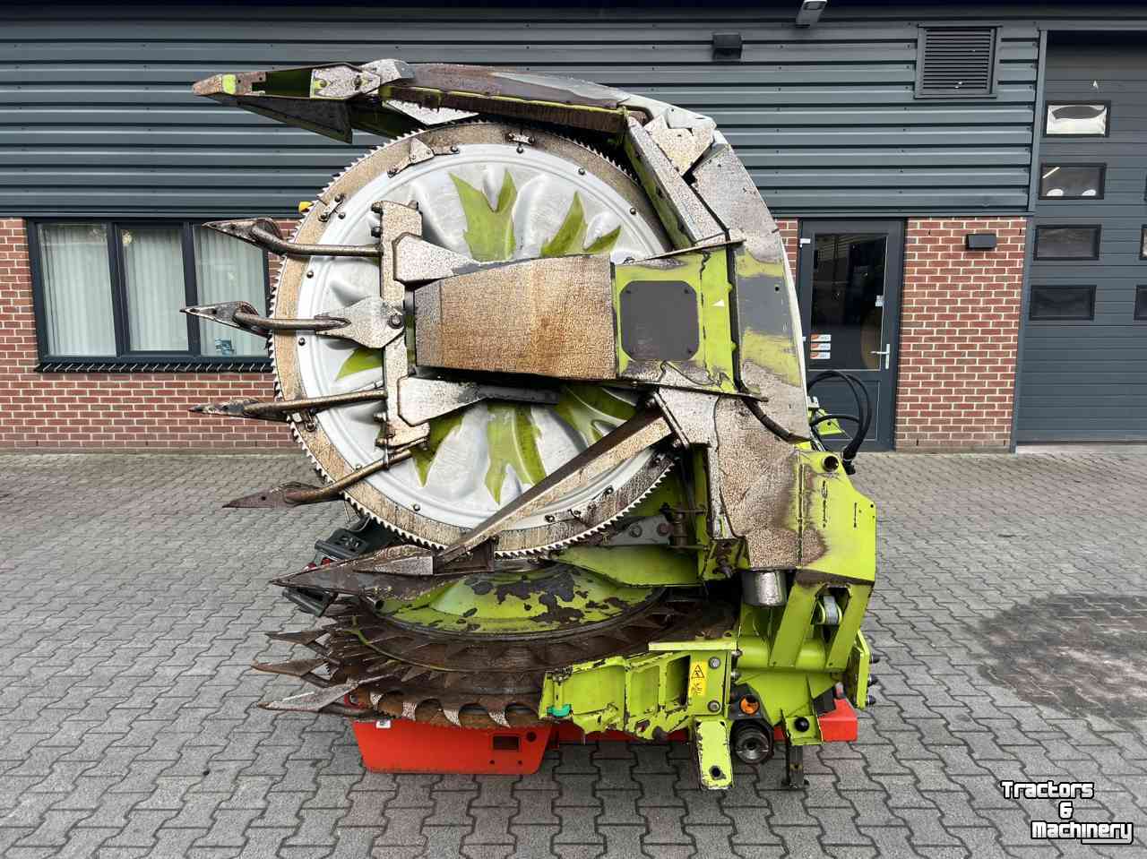 Cornhead Claas Orbis 600