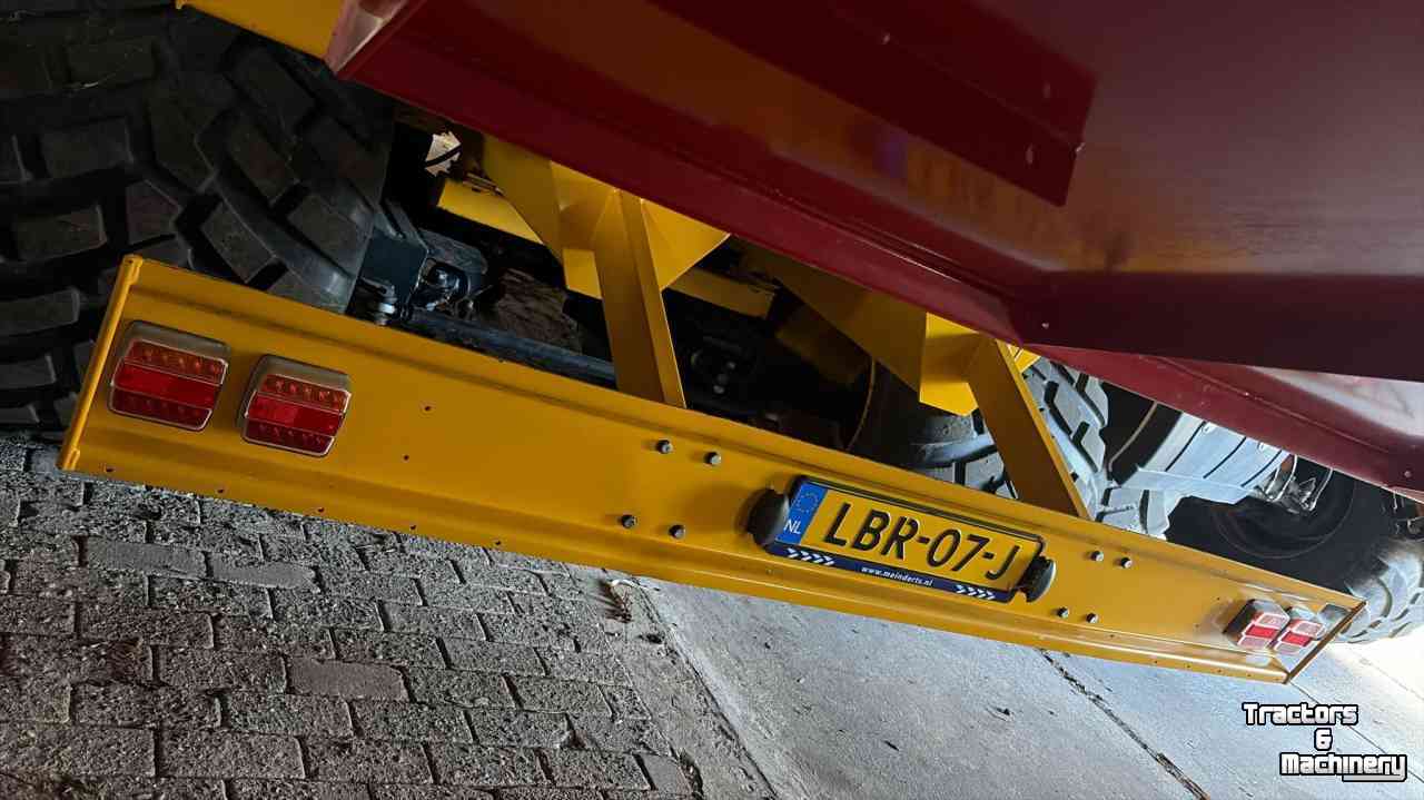 Self-loading wagon Schuitemaker Rapide 135S opraapwagen