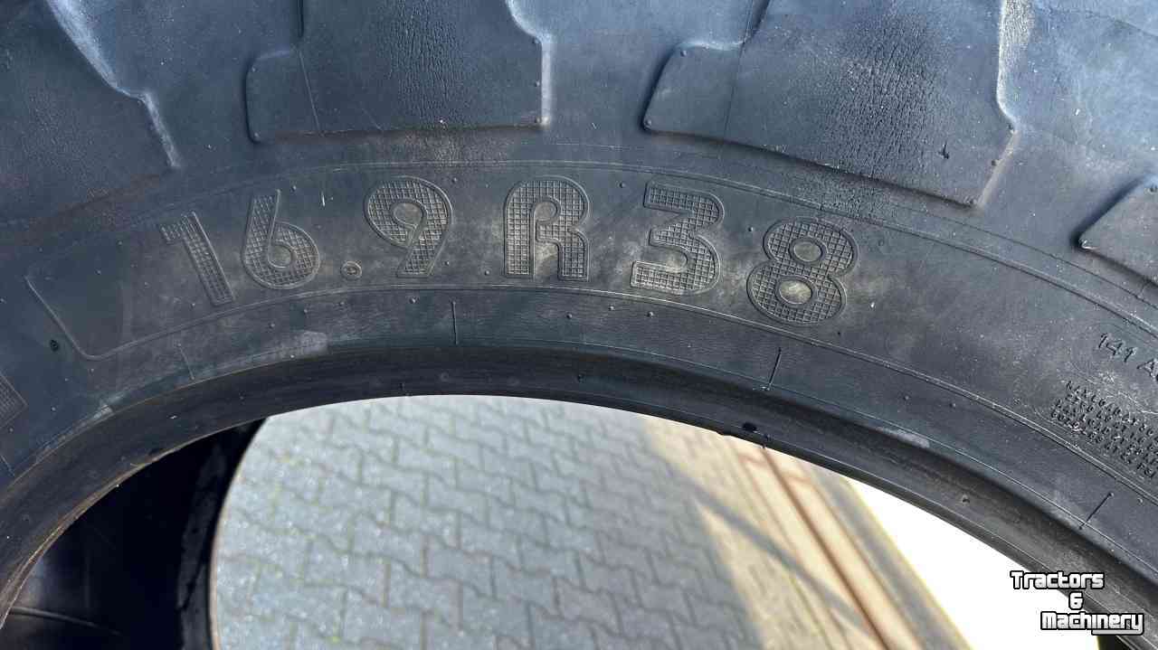 Wheels, Tyres, Rims & Dual spacers Michelin 16.9R38