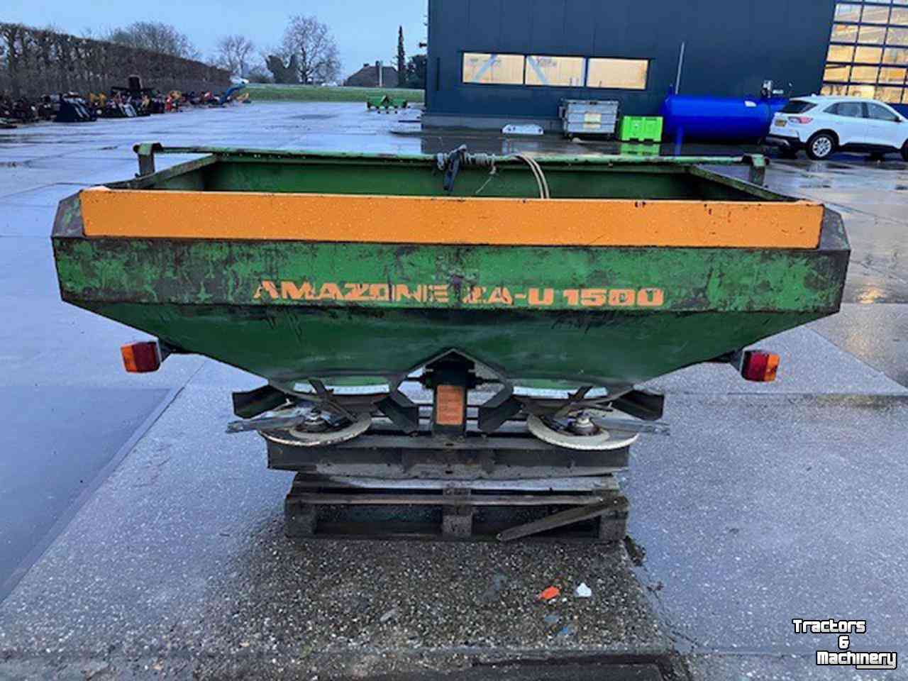 Fertilizer spreader Amazone ZA-U1500