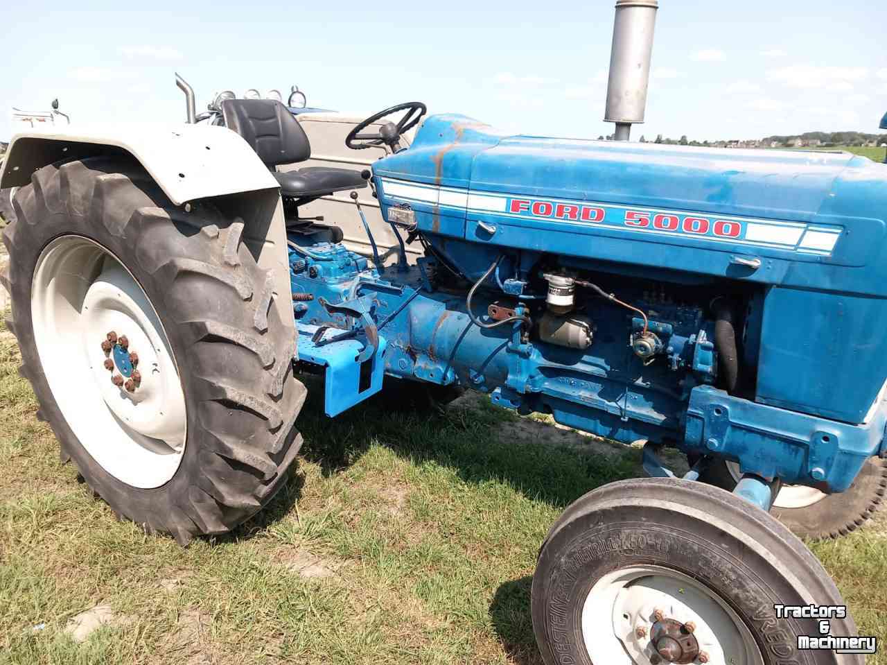 Tractor Ford 5000