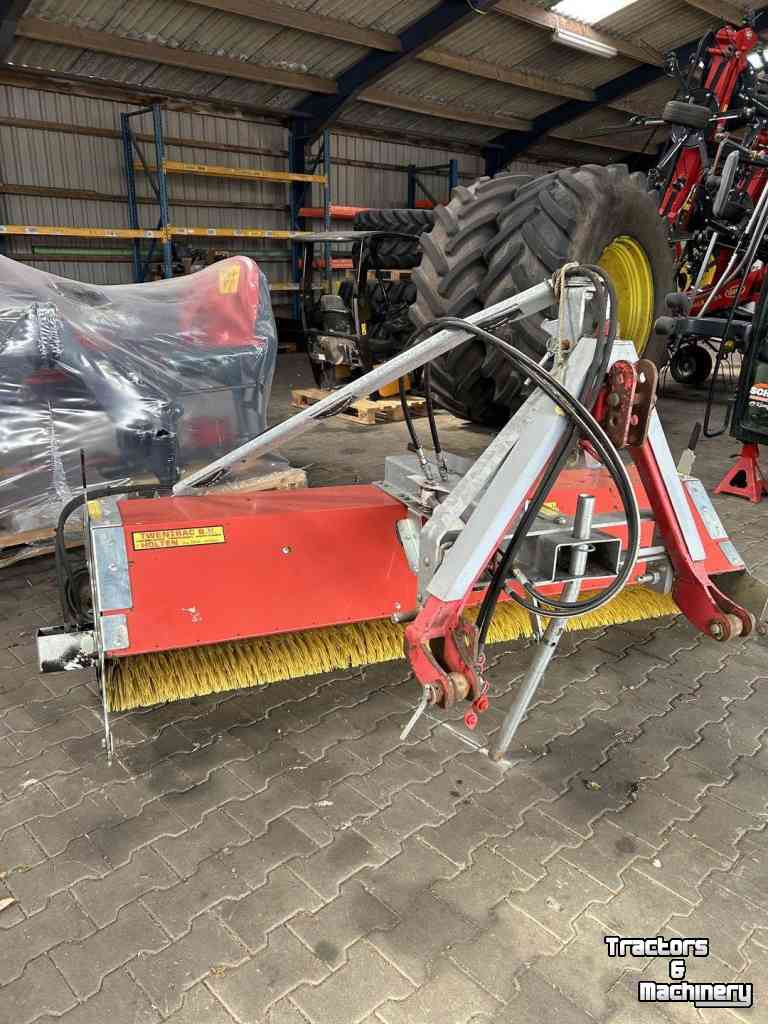 Sweeper Westermann Optimal 2300 Veegmachine