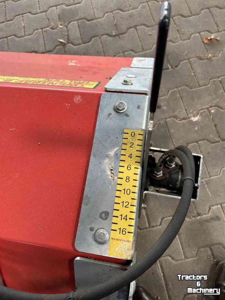 Sweeper Westermann Optimal 2300 Veegmachine