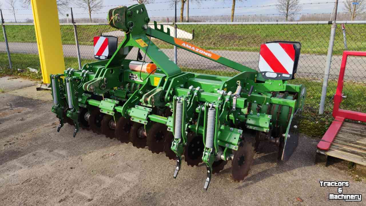 Disc harrow Amazone CombiDisc 3000
