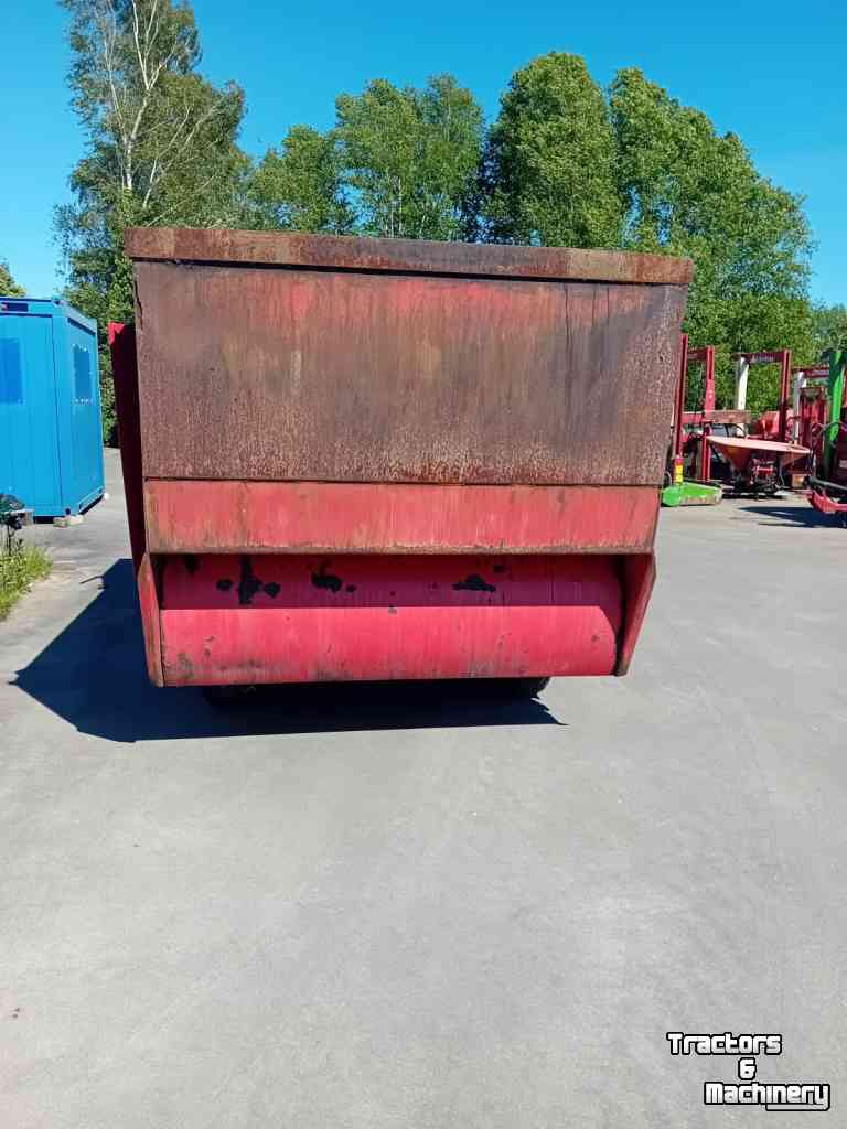Silage-block distribution wagon Schuitemaker Amigo 30S blokkenwagen