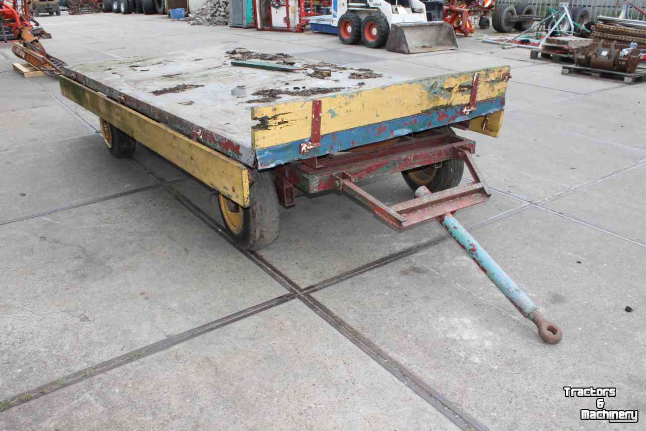 Agricultural wagon  Landbouwwagen balenwagen schamelwagen aanhanger aanhangwagen