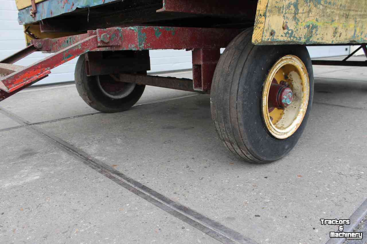 Agricultural wagon  Landbouwwagen balenwagen schamelwagen aanhanger aanhangwagen