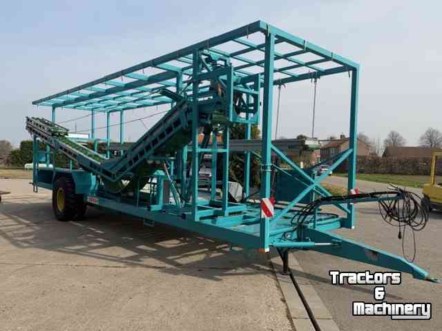 Cabbage harvester Deman Oogstwagen