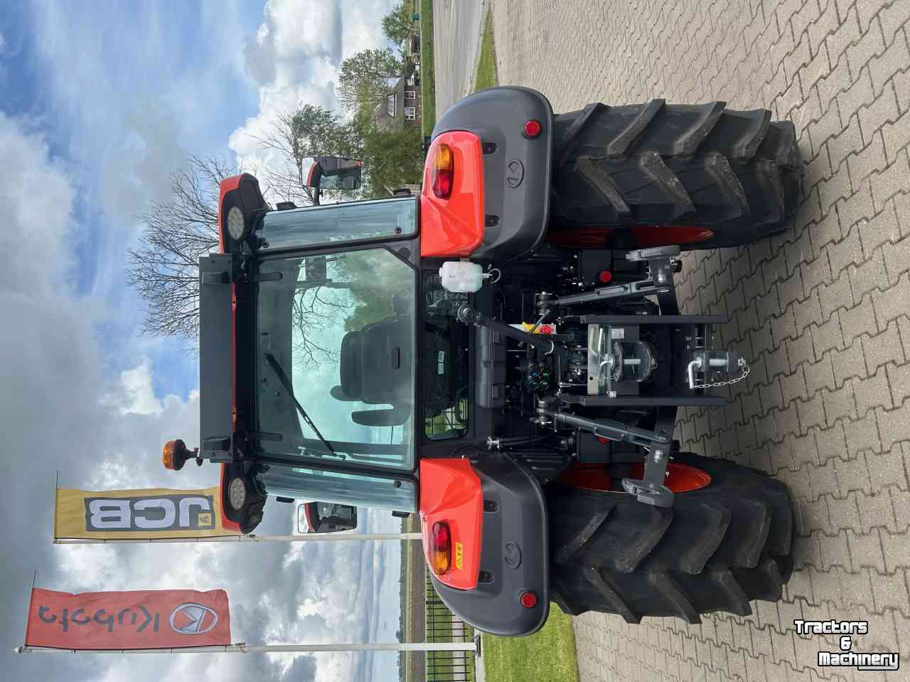 Tractor Kubota M4073DTHQ