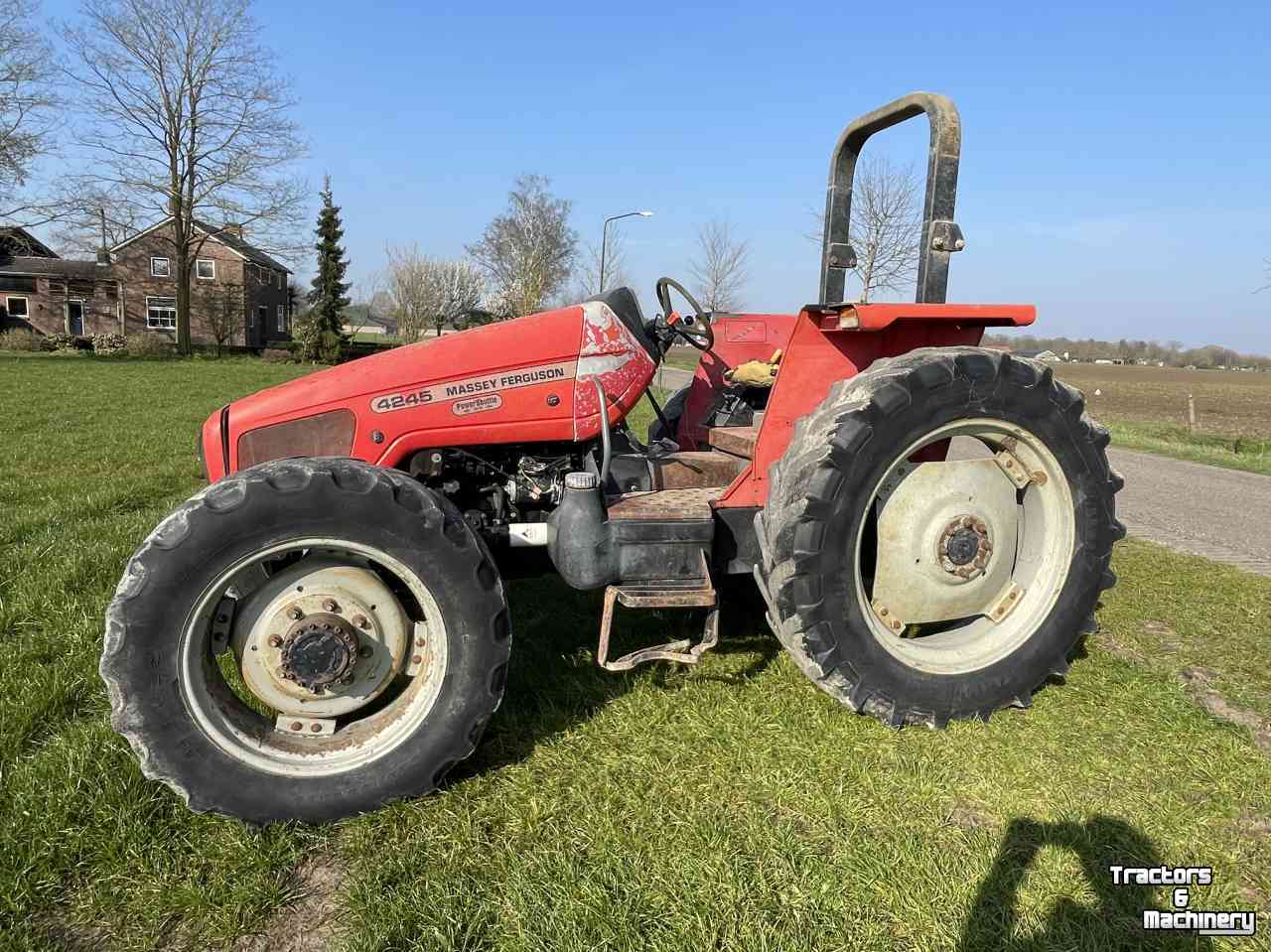 Tractor Massey Ferguson 4245