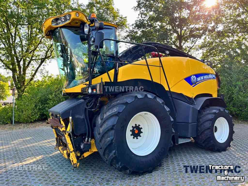 Forage-harvester New Holland FR 700