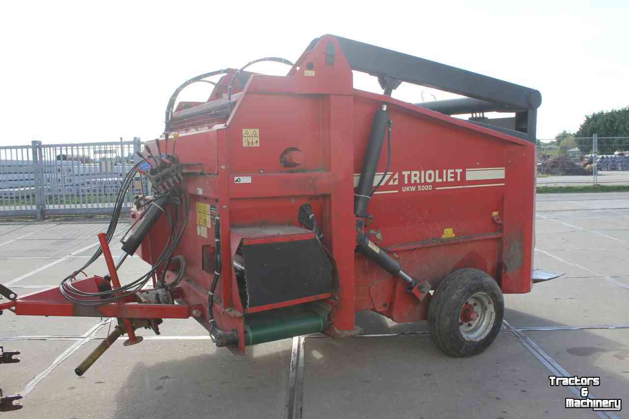Silage grab-cutter wagon Trioliet UKW5000 uitkuilwagen voerwagen voerdoseerwagen