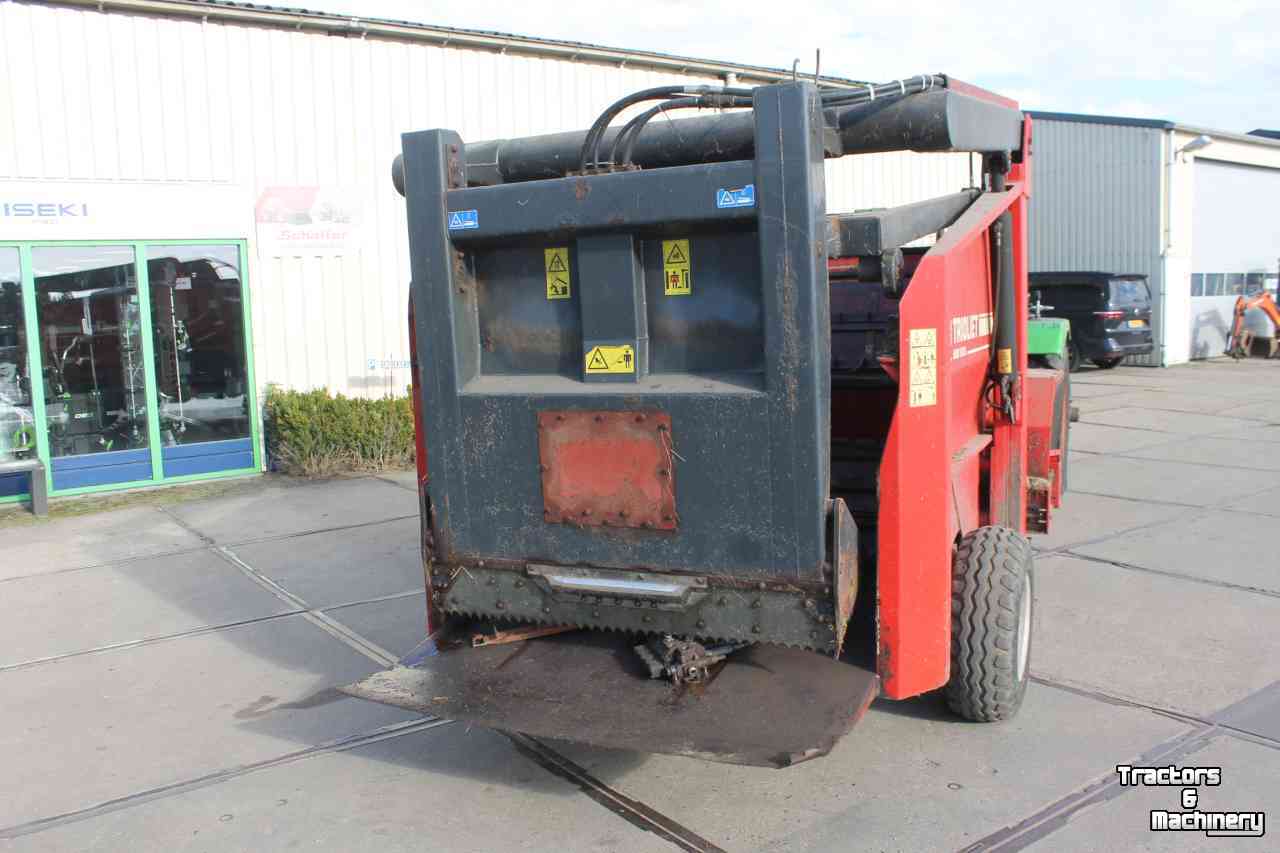 Silage grab-cutter wagon Trioliet UKW5000 uitkuilwagen voerwagen voerdoseerwagen