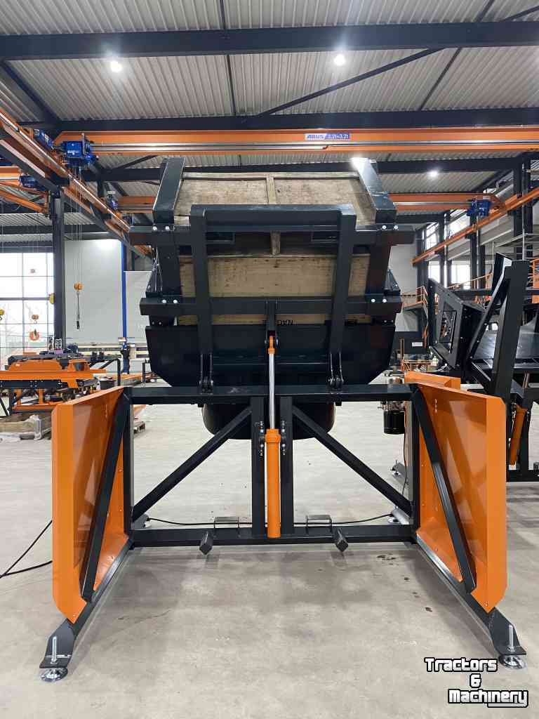 Other conveying equipment and accessories VHM MonoTipr - VHM Machinery kistenkantelaar
