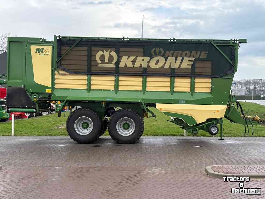 Self-loading wagon Krone MX 370 GD