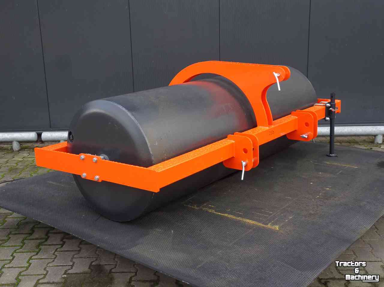Other lawn and garden equipment and accessories Hofstede Sportveld gras weide zode park roller rol veld verzorging