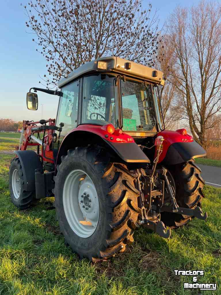 Tractor Massey Ferguson MF 5435 T3 Dyna-4