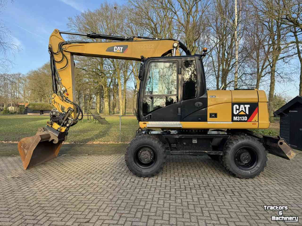Excavator mobile Caterpillar m313d Mobiele kraan