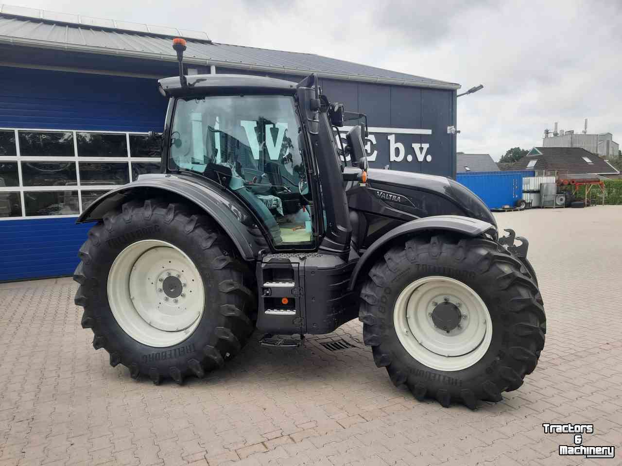 Tractor Valtra N155 Active