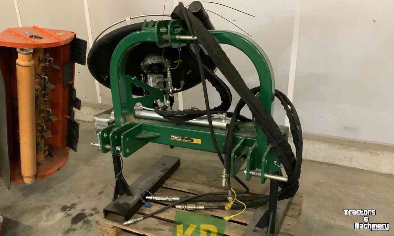 Crash barrier mower Spearhead Barrier Mower / Hekmaaier
