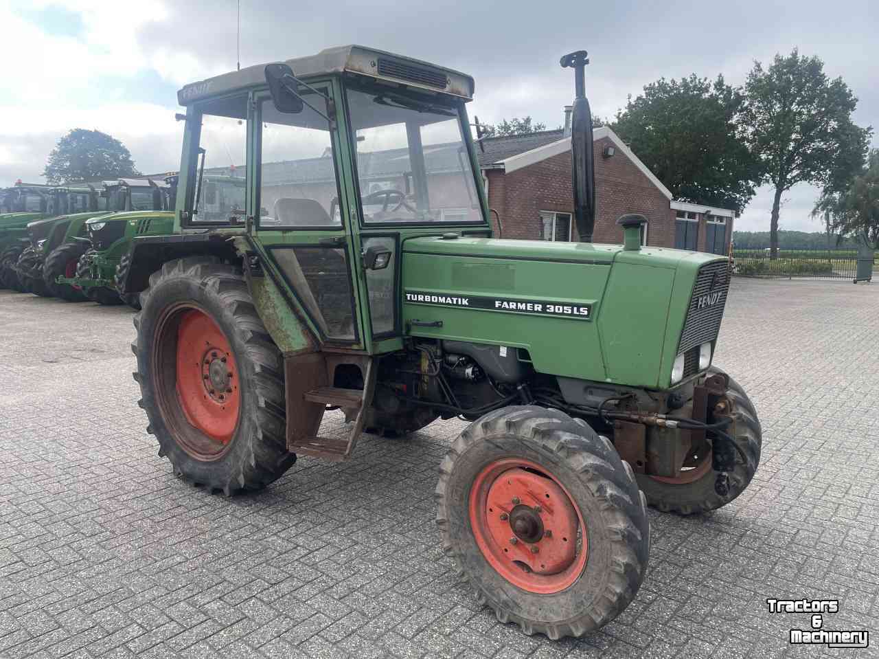 Tractor Fendt 305 LS 40KM