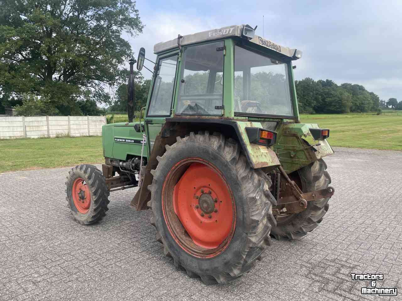 Tractor Fendt 305 LS 40KM
