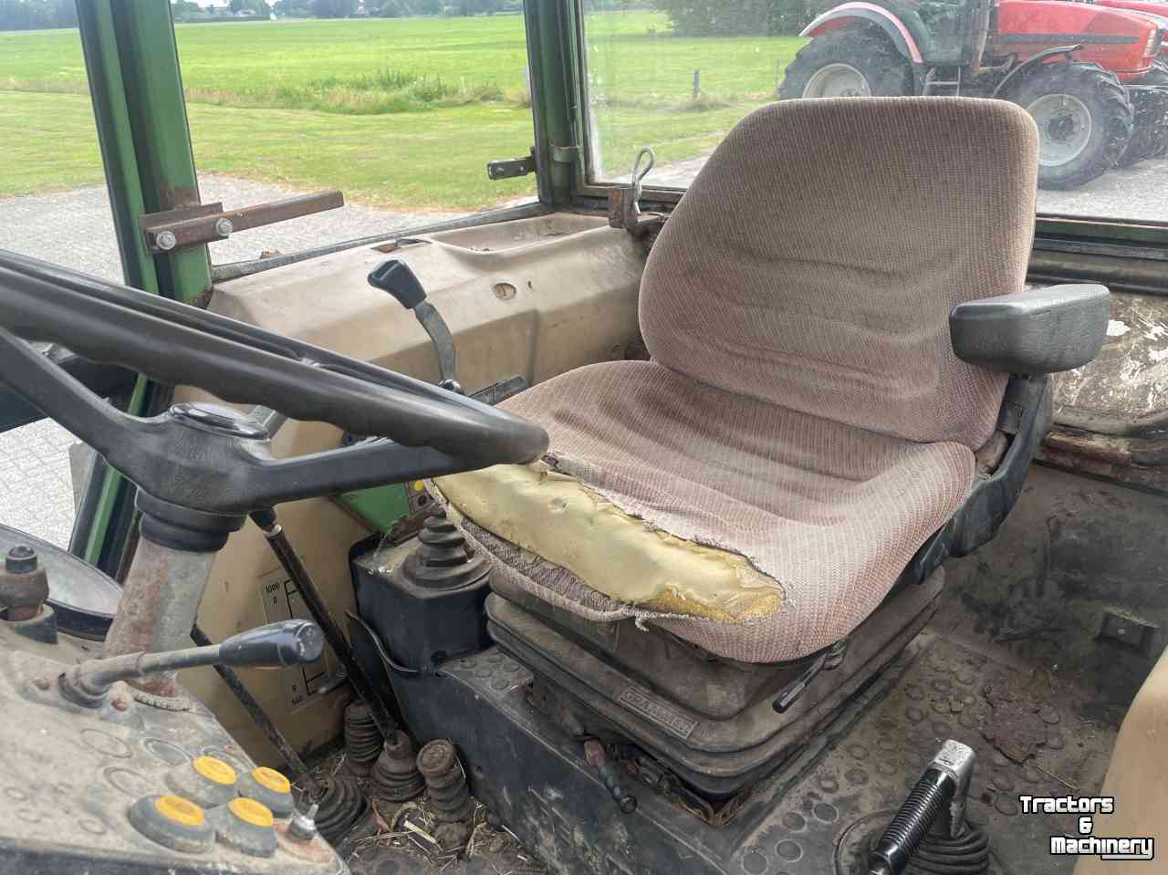 Tractor Fendt 305 LS 40KM