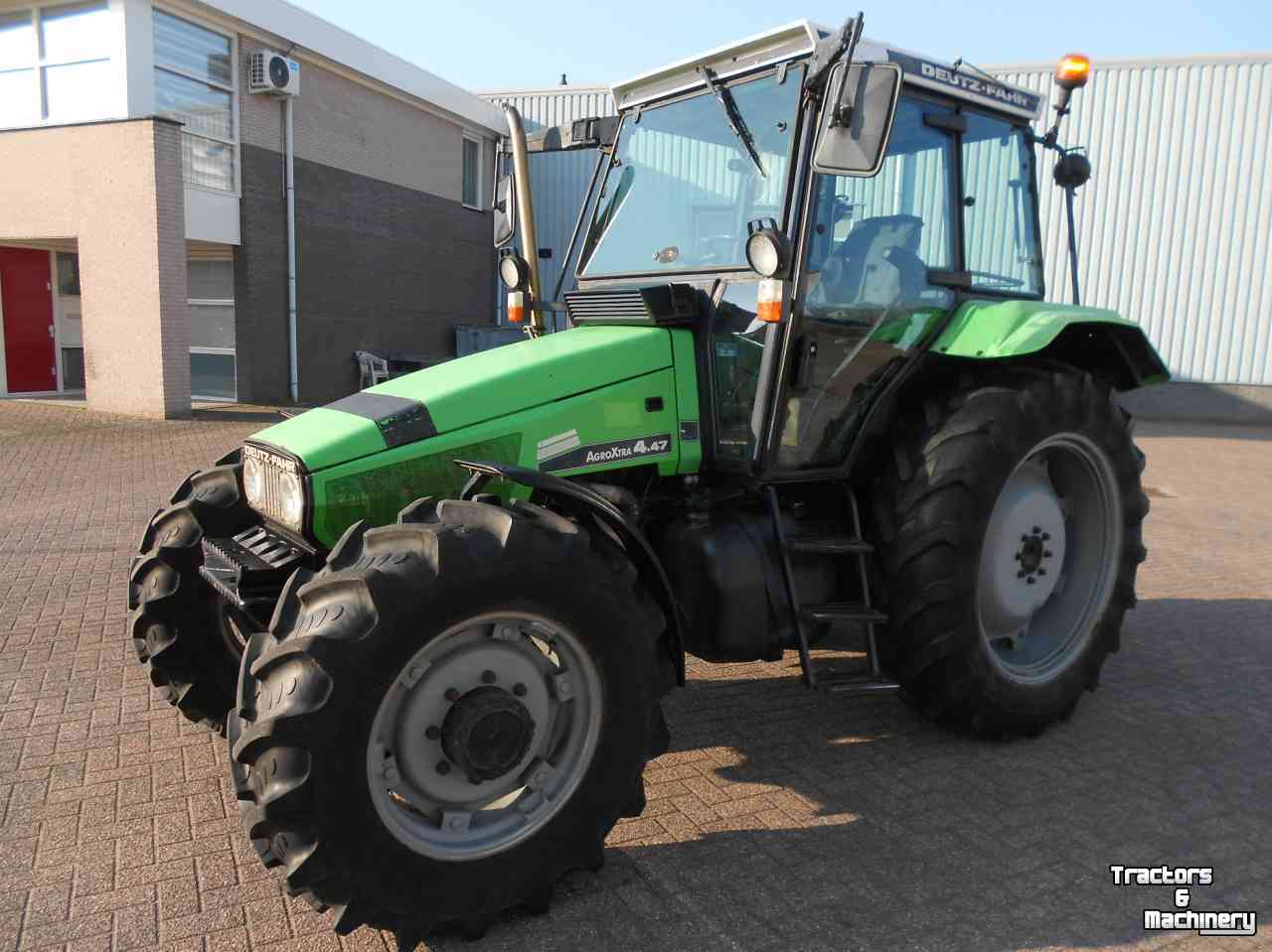Tractor Deutz-Fahr agroxtra 4.47