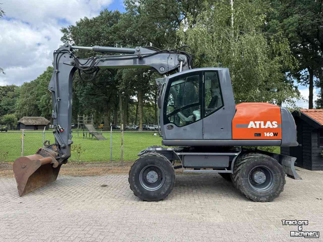 Excavator mobile Terex ATLAS TW160 mobiele kraan
