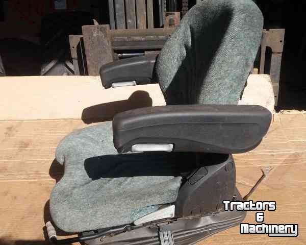 Used parts for tractors Grammer Diverse Fendt trekkerstoelen / stoelen mechanisch geveerd of luchtgeveerd