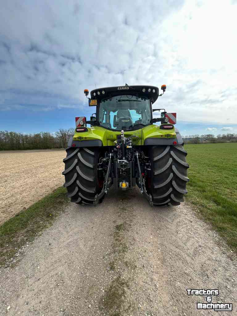 Tractor Claas Arion 660 CMATIC CEBIS