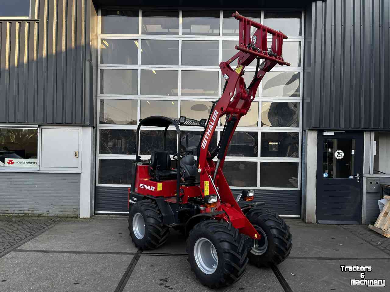 Wheelloader Thaler 2230S
