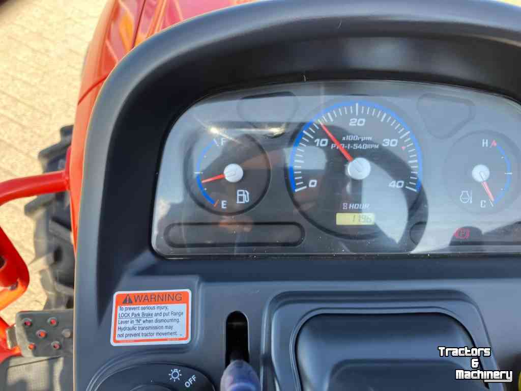 Horticultural Tractors Kioti CS 2520 HST