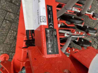 Seed drill Kuhn Venta BTF3000 24DD Zaaimachine